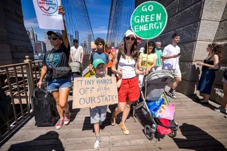 Solar Sunday: US Climate Activists will Unite for Clean Energy Amid Policy Rollbacks