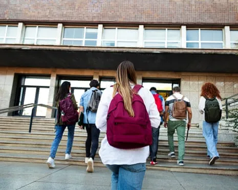While Teen Boys Shift Right, the Emergence of the 'New Chill Girl' Phenomenon Becomes Apparent